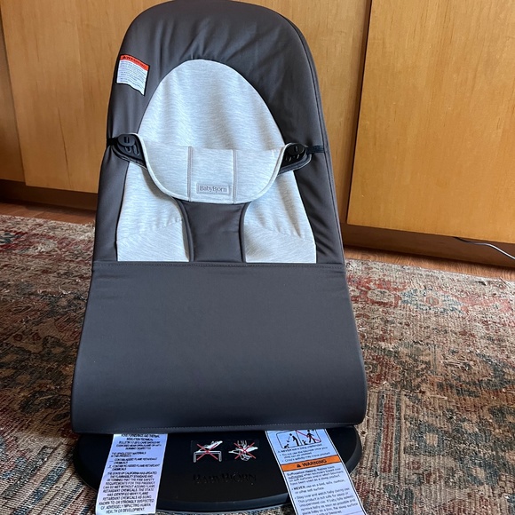 BabyBjorn Bouncer Balance Soft Grey NIB - Picture 3 of 6